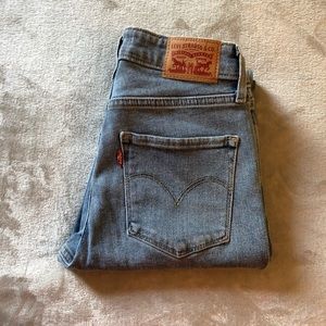 Levi’s 721 High Rise Skinny